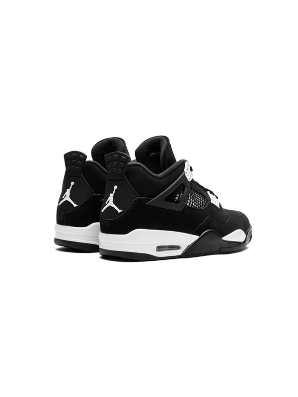 Air Jordan 4 "White Thunder"