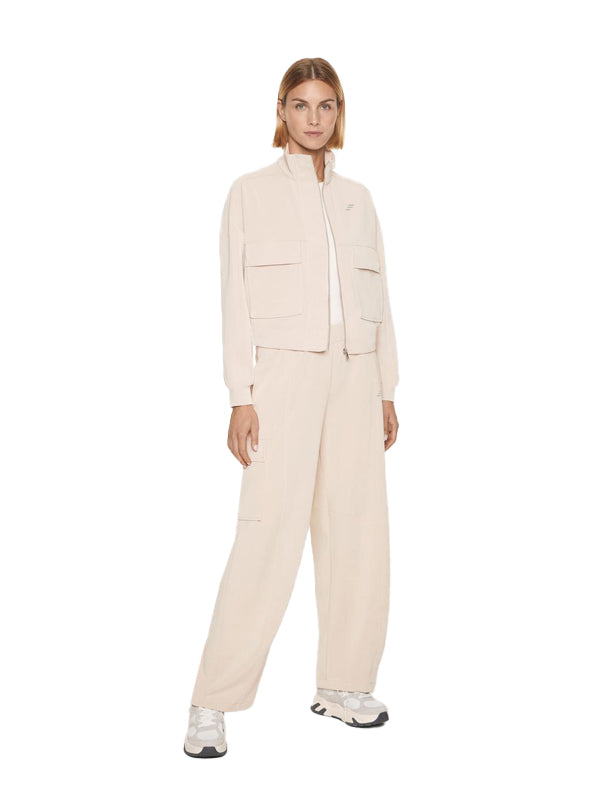 set trouser and jacket with pockets