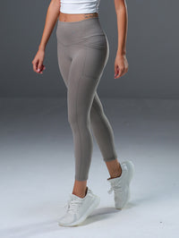 Legging with Pockets