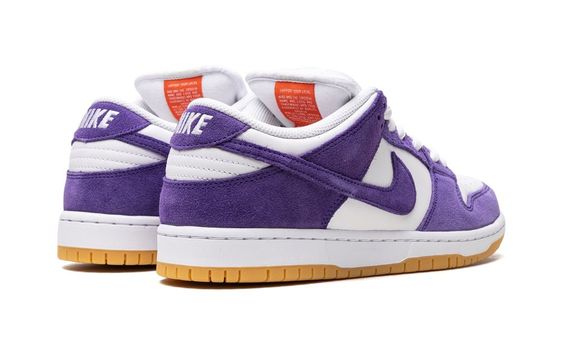 SB Dunk Low Pro ISO "Court Purple"