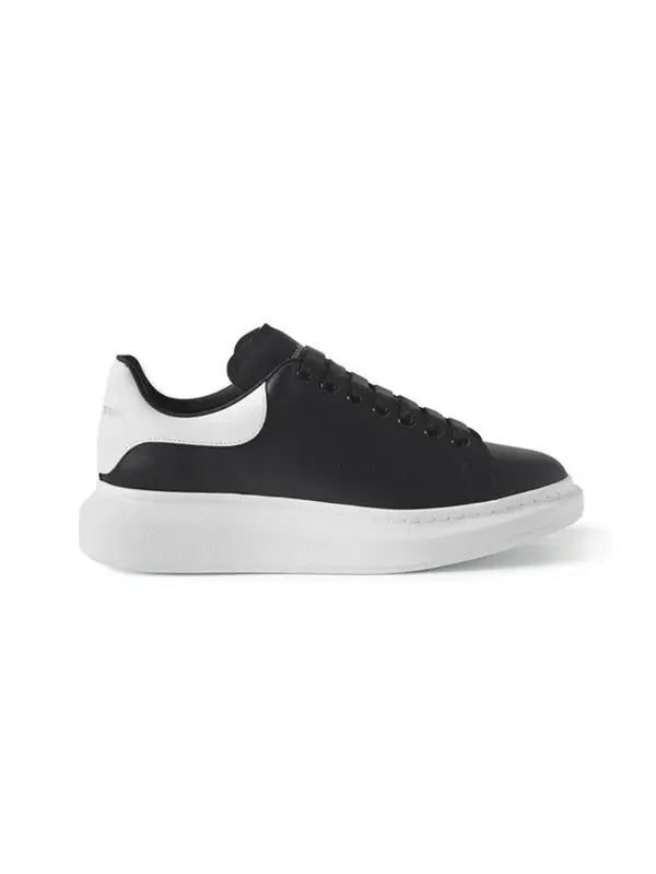 ALEXANDER MCQUEEN BLACK WHITE