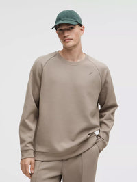 Smooth Spacer Classic-Fit Crew