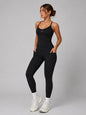 Set Tank Top With Crossover Legging With Pocket