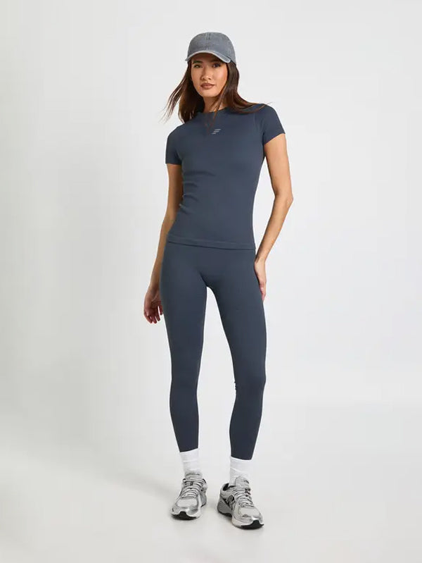 Set Slim Fit T-Shirt with High-Waist Legging