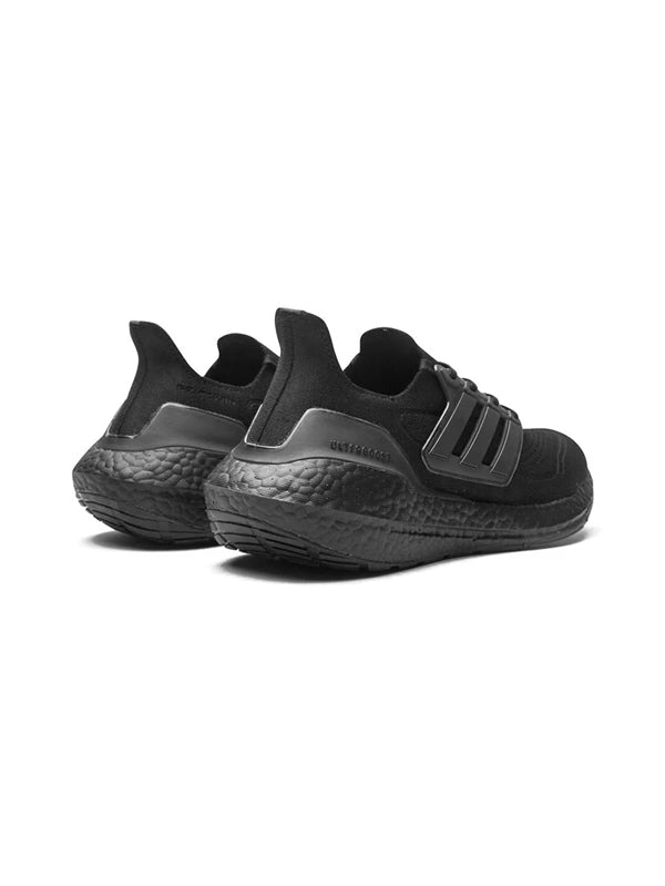 Ultraboost 21 full black
