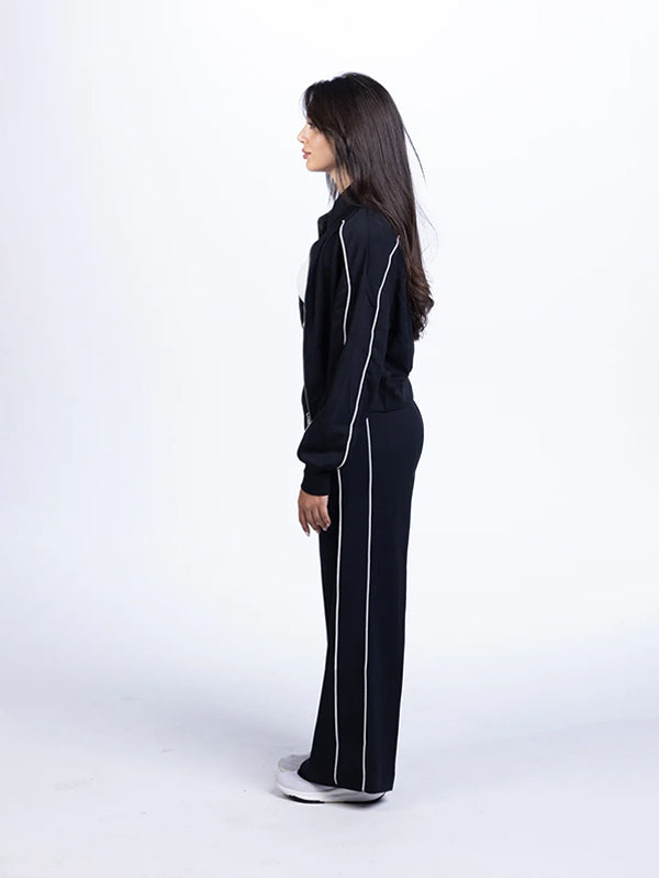 WOMAN set Regular Fit Black joggers and jackets