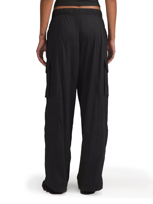 Mid-Rise Cargo Pant