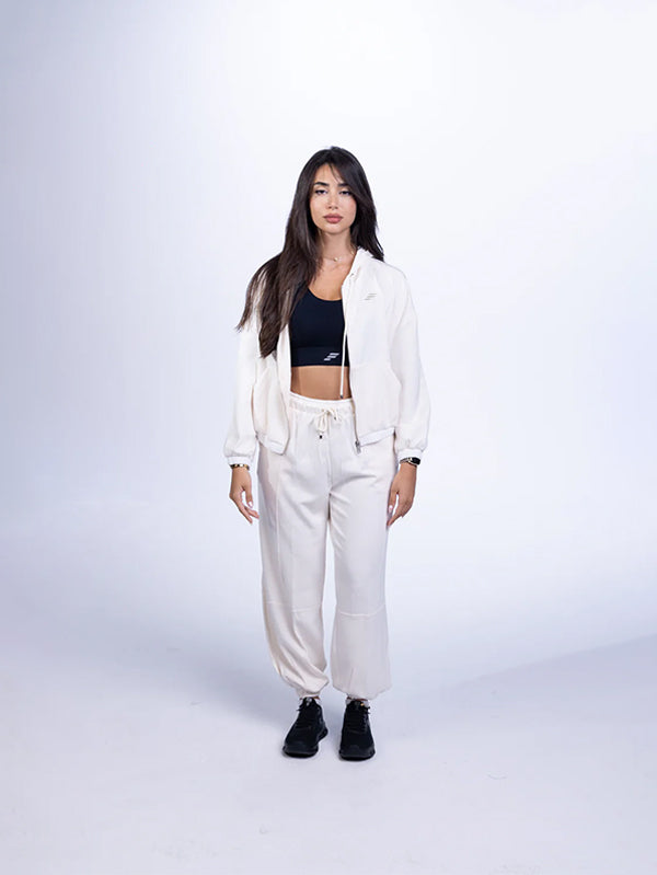 WOMAN set Regular Fit White joggers and jackets